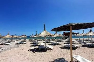 Pension Vila Roxy Pe Plaja Belona