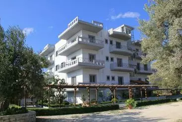 Pensione Vila Hadhri Borsh