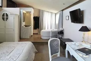 هتل روستایی El Racó De Madremanya Adults Only