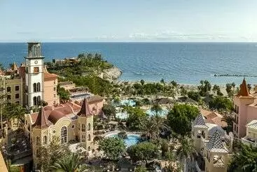 The Villas at Bahia del Duque