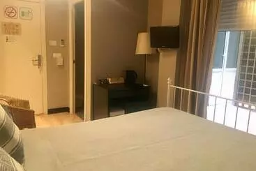 مبيت وإفطار Md Modern Hotel   Jardines