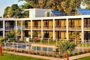 Hotel Eden Park Pau Est, Avec Piscine