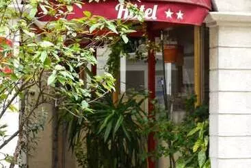 ホテル De La Perdrix Rouge