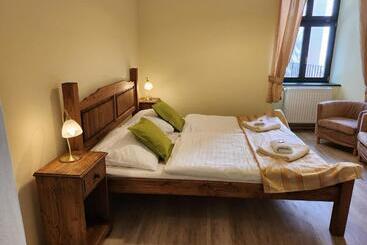 בית מלון כפרי Opat