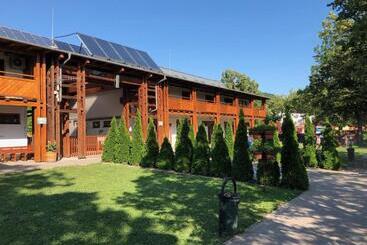 Beachfront Studio Apartman