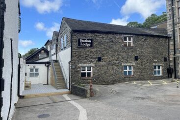 Hotel Station Lodge Free Off Site Health Club Access With Pool, Sauna, Steam Room & Gym