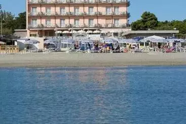 Hotel Dea