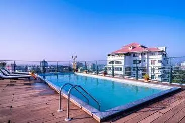 Otel Travancore Court