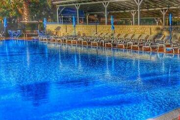 فندق Camping Residence Capo Passero