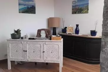 Hotelli Cap Saint Martin Marina