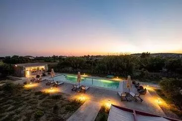 Appart'hotel Abeloessa Methonian Hospitality