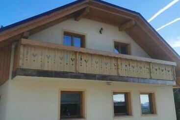 هتل Turistična Kmetija Ramšak