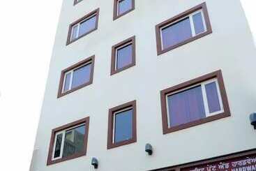 Shrigo Hotel Royal Villa Hall Gate