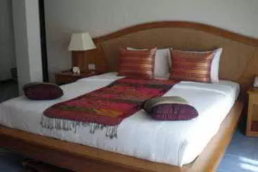 Hotel Lazi Beach  Mom Da Chim Resort