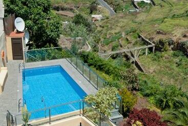 هتل روستایی Rural Bentor