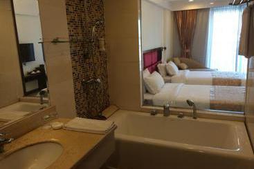 Juntao International Hotel & Appartments