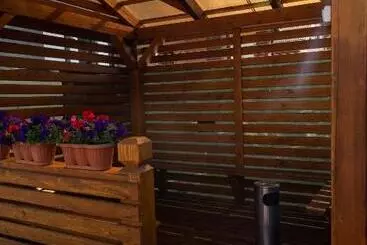 Auberge Rybatska 7