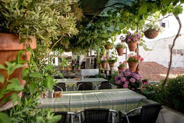 بنسيون Hostal Soledao