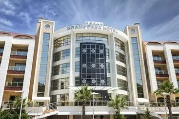 בית מלון כפרי Grand Pasa