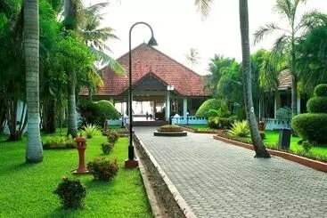 בית מלון כפרי Abad Whispering Palms