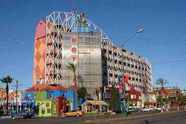 فندق Festival Plaza