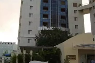 호텔 Royal Orchid Golden Suites Pune