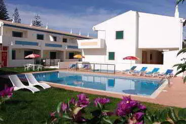 Oasis Beach Apartments