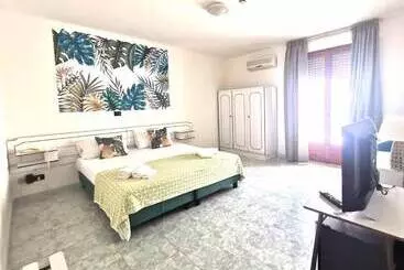 Hotel Tea Praia A Mare