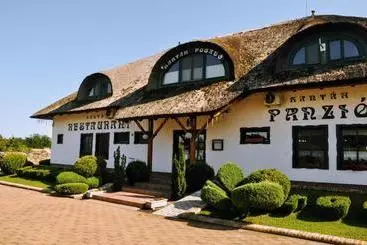 Bed & Breakfast Kantár Fogadó és étterem