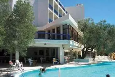 Hotelli Baia Delle Sirene