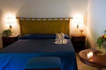 בית מלון כפרי Relais Angimbè