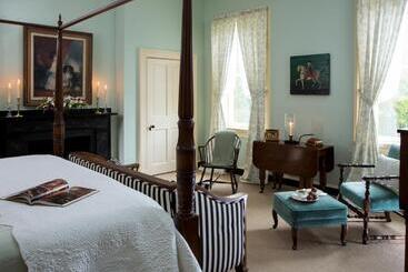 Rachael S Dowry Bed And Breakfast