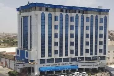 ホテル Qasr Al Sahab