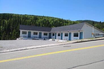 Motel En Route Vers L’infini