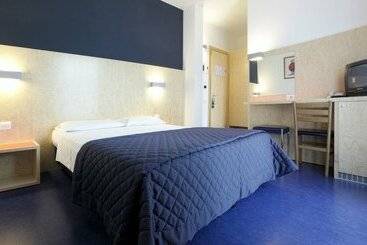 בית מלון כפרי Firenze