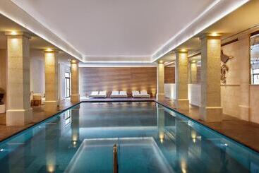 فندق Coquillade Provence