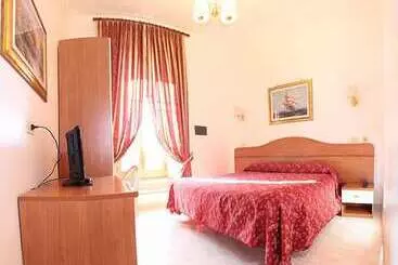 בית מלון כפרי Euro Quiris