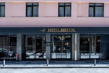 ホテル Bristol
