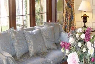 ホテル Dumbleton Hall