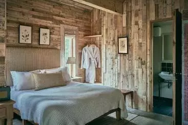 فندق Wildhive Callow Hall