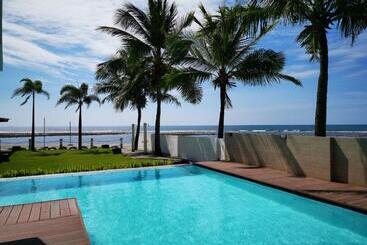 Brizo Hotel And Beach Resort Bataan