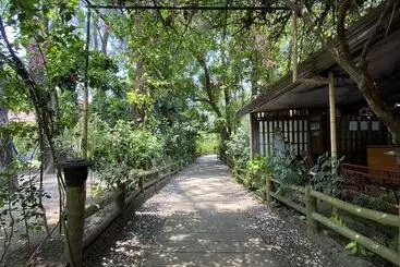 هتل Potipot Gateway Resort