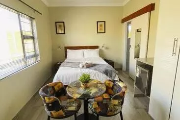 Pensionat Mohlakeng Guest House