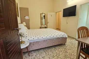 Majatalo Rizik S Guest House