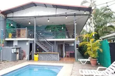 Buena Nota Hostel