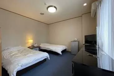 Marina Hotel Kaikuu