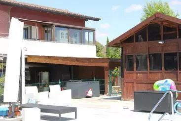 Pensione At Moumie Studio Furnished Quiet Place Parking And Jacuzzi And Pool
