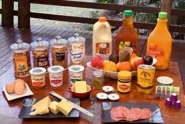 Отель Cedar Park Rainforest Resort