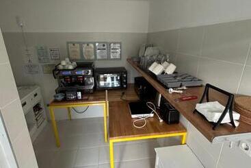 پانسیون Pixel Guesthouse