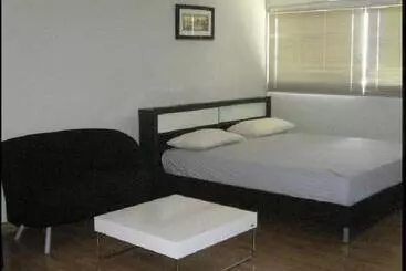 پانسیون Room In Bb   Thailand Taxiapartment Hostel, Air Conditioning And Free Wifi